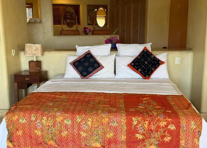 Casa Muegano, Entire Private With Service Included For 10 *