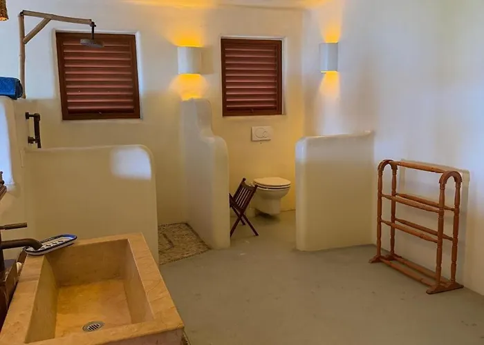 Villa Casa Muegano, Entire Private With Service Included For 10