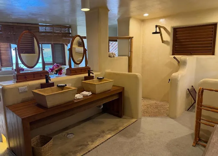 Casa Muegano, Entire Private With Service Included For 10 Zihuatanejo
